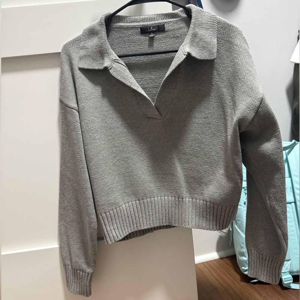 Lulu's Heather Gray V-Neck Sweater
